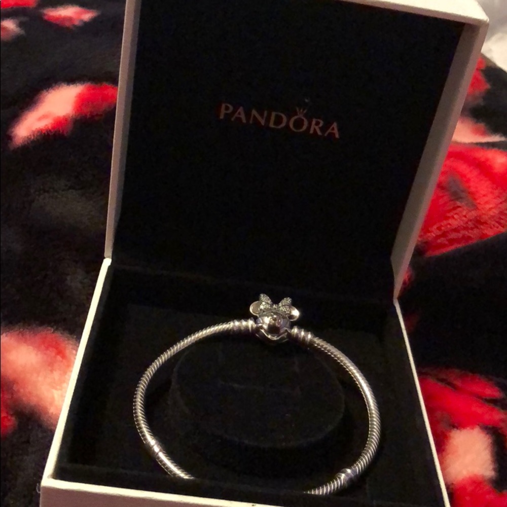 Pandora Minnie Mouse bracelet